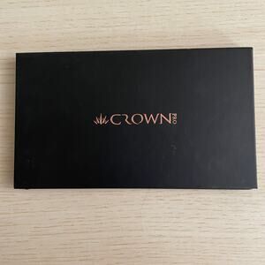 Crown Pro Eye Shadow Palette